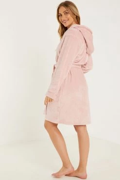 Quiz Pink Luxury Fleece Trim Hooded Dressing Gown -Quiz Store Online unnamed file 1150