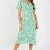 Quiz Green Floral Print Buttoned Midi Dress